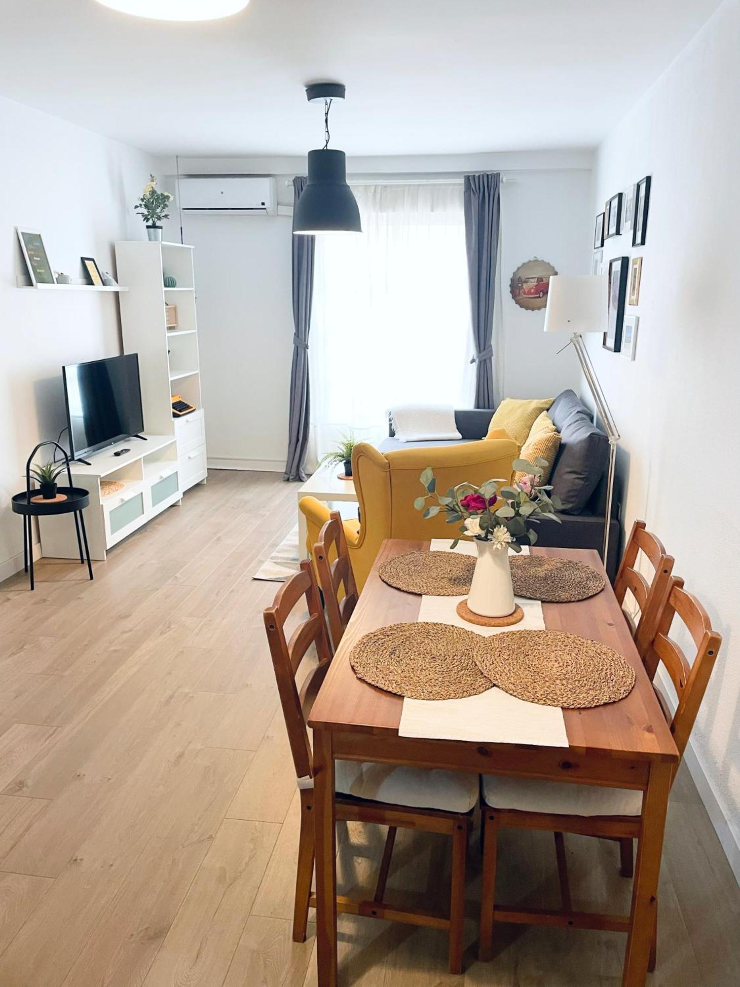 Centrico Apartamento Con Parking Disponible By Bebalmy Lejlighed Málaga Eksteriør billede